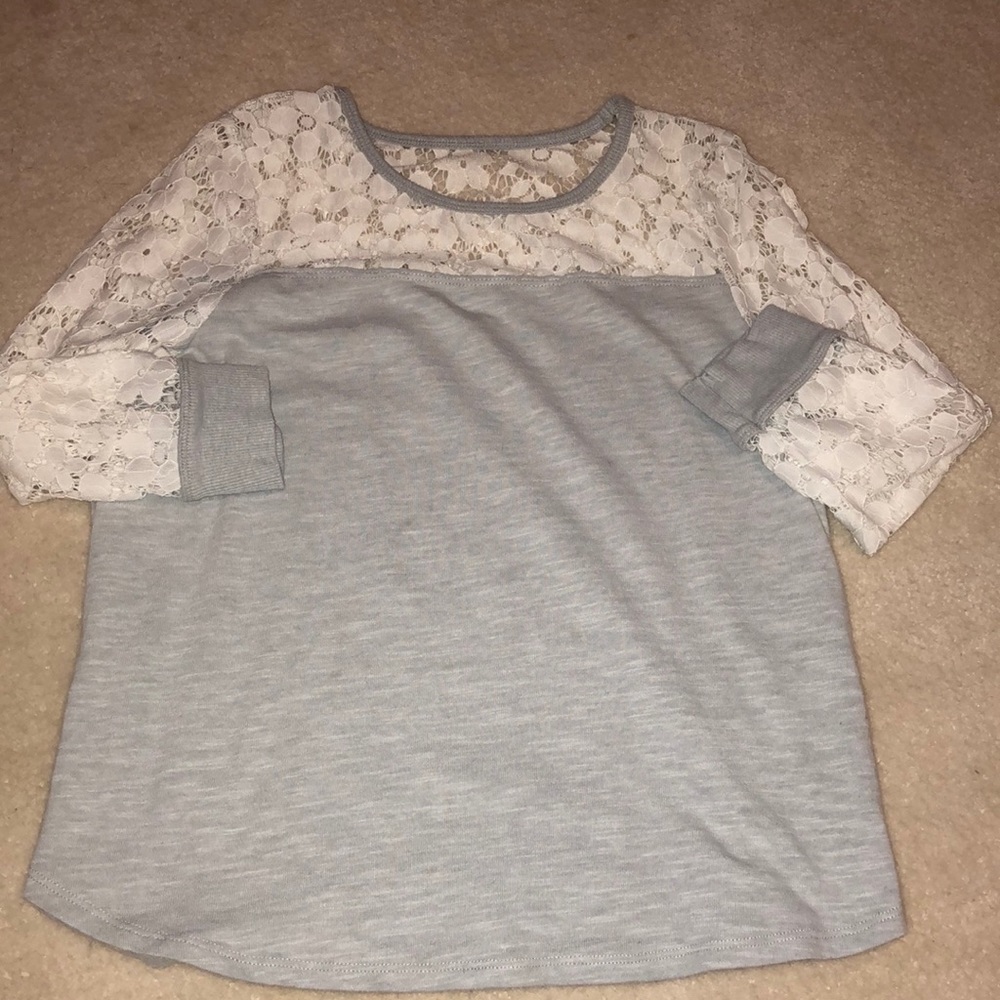 gray and white long sleeve